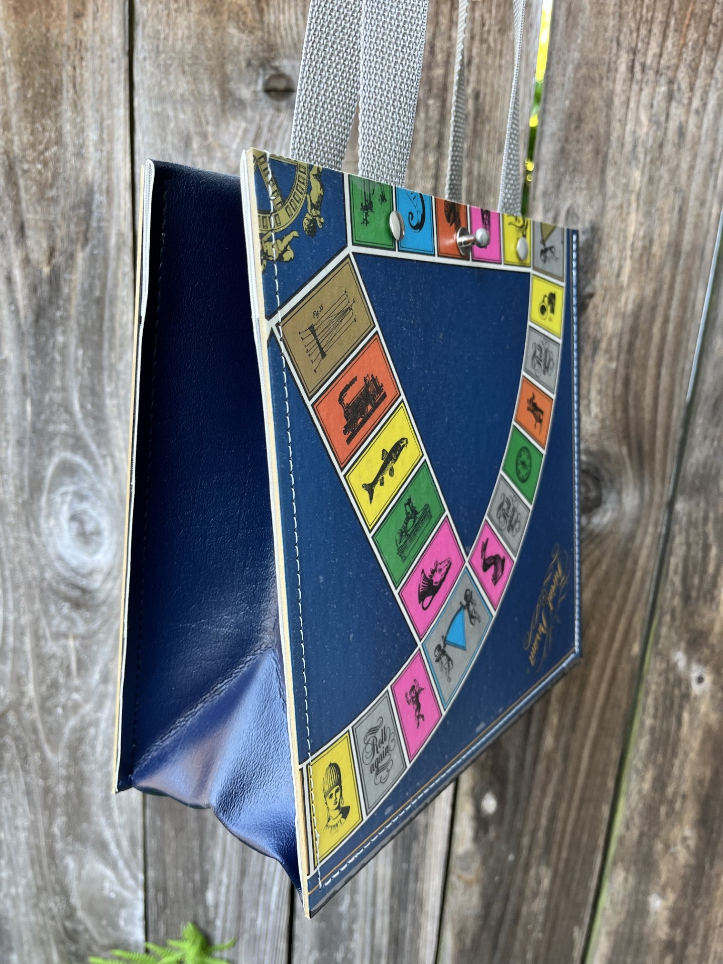 Gameboard Bag - Trivial Pursuit